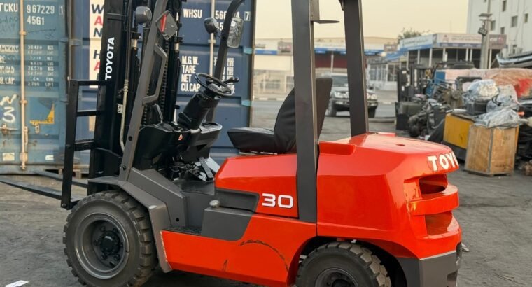 Forklift for rent In Dammam * فوركلفت للايجار في جدة
