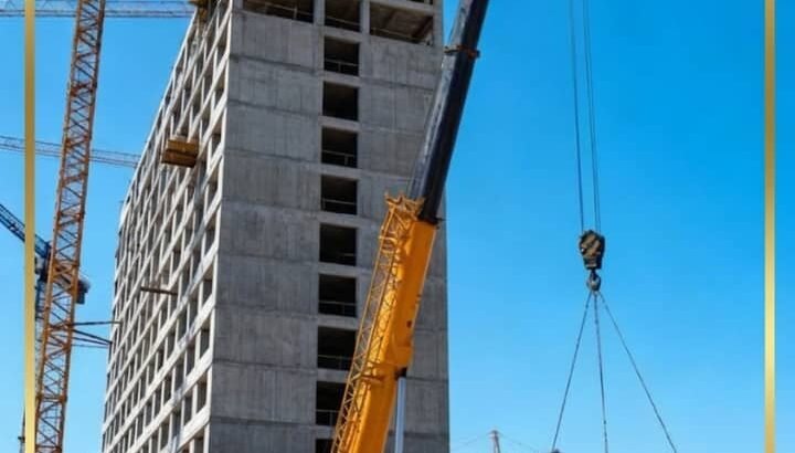 تأجير كرين 200 طن للإيجار في ينبع الصناعية | إيجار رافعة متنقلة Mobile Crane Rental لرفع المعدات الث